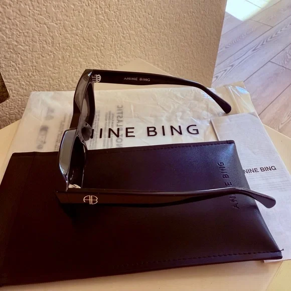 Anine Bing Indio Black Sunglasses - Picture 4 of 6